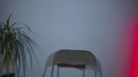 Snapshot of milanabrittt chatting on June 27, 10:37 pm Milana online show from June 27, 10:37 pm