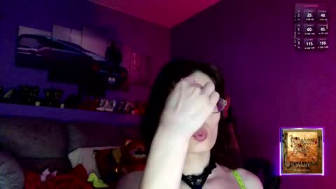 Snapshot of milanapure chatting on February 13, 8:38 pm analiMilana online show from February 13, 8:38 pm