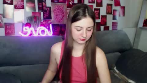 milanaroz online show from November 21, 6:01 am