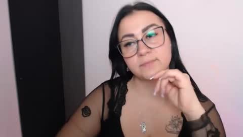 Snapshot of milania_milaa chatting on October 9, 1:20 pm milania_milaa online show from October 9, 1:20 pm