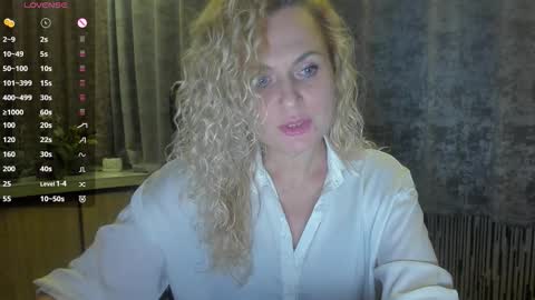 Snapshot of milanna_x chatting on September 12, 5:57 pm milanna_x online show from September 12, 5:57 pm
