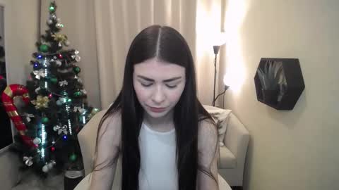 milasecretsss online show from December 17, 7:14 am