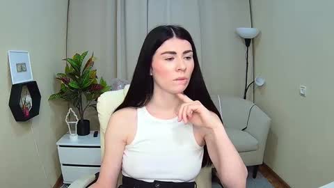 milasecretsss online show from March 7, 9:06 am