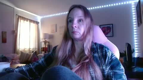 Snapshot of milastoned chatting on February 26, 2:16 pm Mila online show from February 26, 2:16 pm