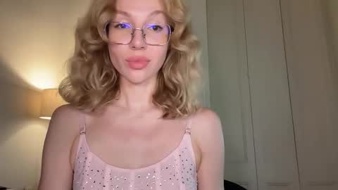 Mila online show from February 21, 3:57 pm