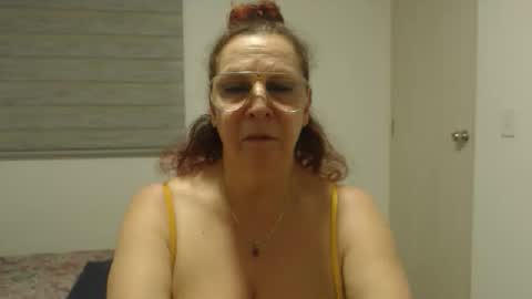 Snapshot of milchanell chatting on January 11, 6:18 am milchanell online show from January 11, 6:18 am