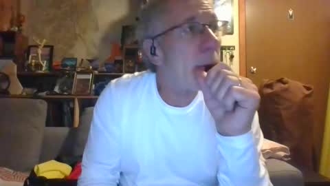 Milehi1958 online show from September 13, 12:38 pm