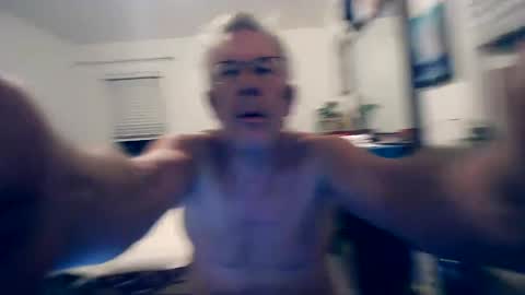 Milehi1958 online show from September 28, 10:20 am