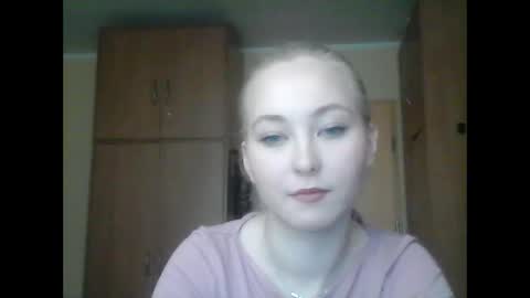 Milena new nonude shy blonde natural online show from February 14, 10:17 am