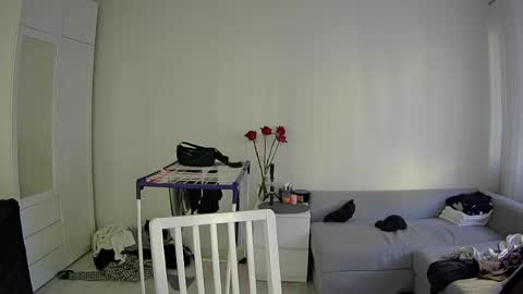 Milena new nonude shy blonde natural online show from April 29, 5:30 pm