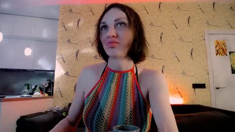 Milena Hardy online show from December 7, 2:42 am
