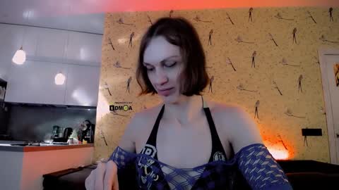 Milena Hardy online show from December 16, 4:45 am