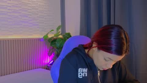 Snapshot of milena_lawson chatting on October 3, 11:07 am milena_lawson online show from October 3, 11:07 am