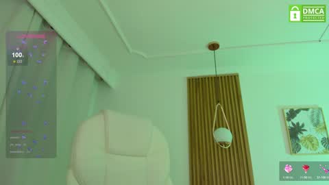 Snapshot of mileyberry chatting on December 18, 8:31 am IEY EY online show from December 18, 8:31 am