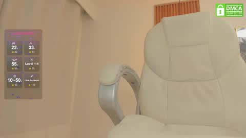 Snapshot of mileyberry chatting on February 19, 8:33 am IEY EY online show from February 19, 8:33 am