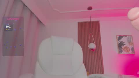 Snapshot of mileyberry chatting on March 6, 8:52 am IEY EY online show from March 6, 8:52 am
