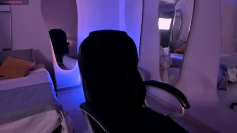 Miley Cruz  IG miley model23 online show from December 13, 4:00 am