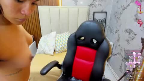 MILEY online show from September 30, 7:41 pm