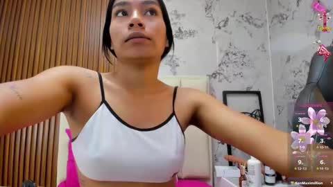 MILEY online show from October 2, 8:05 pm