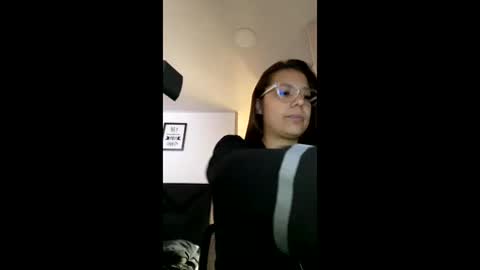 Melissa online show from May 30, 1:41 pm