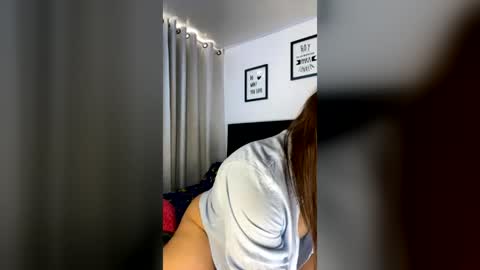 Melissa online show from July 21, 1:46 pm