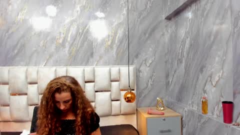Lili  online show from May 11, 12:44 pm