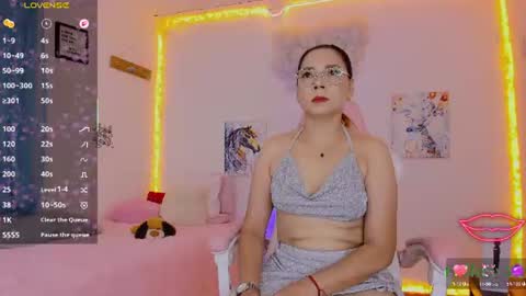 Aura  online show from June 30, 4:24 am