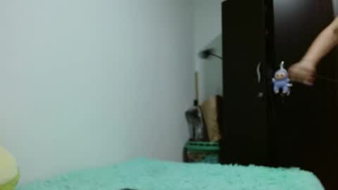 milfevha online show from March 10, 9:09 pm