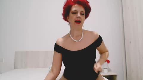 Milfsupreme online show from December 12, 3:37 pm