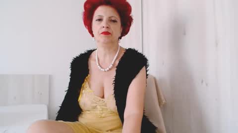 Milfsupreme online show from September 23, 11:46 am