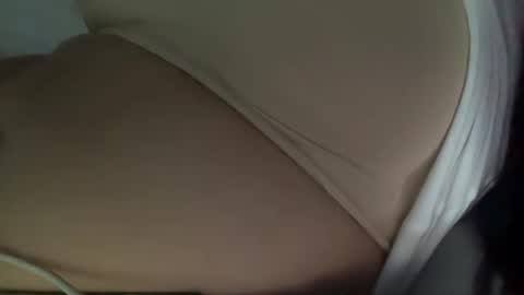 MilfGoddessS online show from May 9, 12:16 am