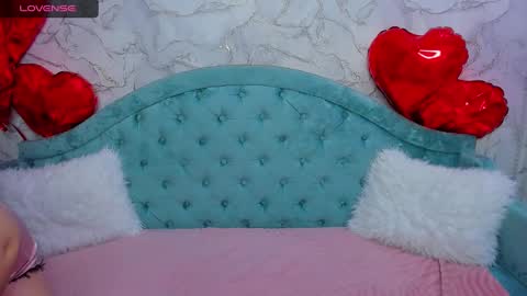 milinafox online show from February 26, 1:21 am