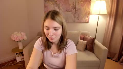 milinafox online show from October 10, 1:04 am