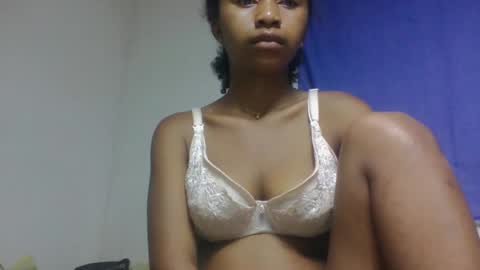 Snapshot of milinasy chatting on February 1, 10:52 pm milinasy online show from February 1, 10:52 pm