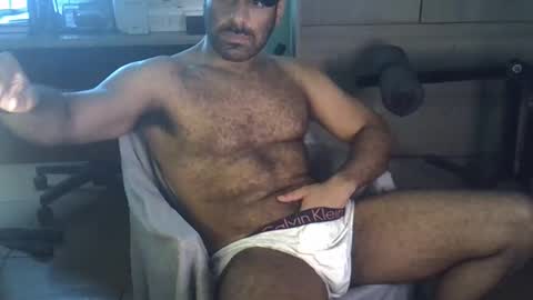 Snapshot of militaryx chatting on October 24, 11:01 pm militaryx online show from October 24, 11:01 pm