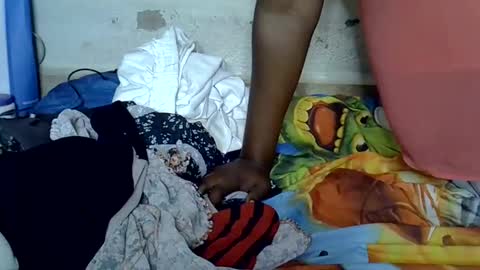 Snapshot of milk_titz chatting on January 14, 5:40 am kinwity online show from January 14, 5:40 am