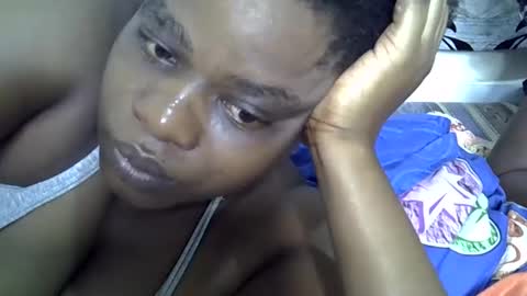 Snapshot of milk_titz chatting on February 10, 5:41 pm kinwity online show from February 10, 5:41 pm