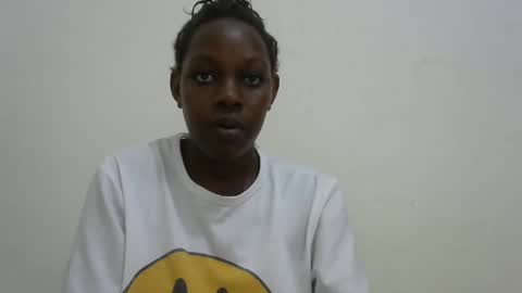 Snapshot of milk_titz chatting on February 18, 11:11 am kinwity online show from February 18, 11:11 am