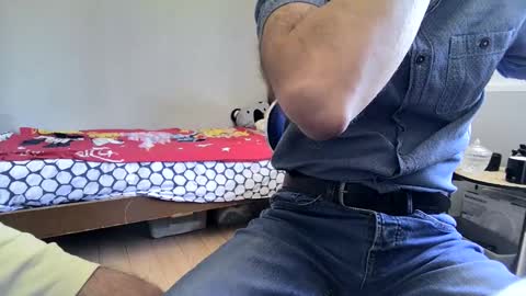 Snapshot of milkcock83 chatting on October 11, 10:03 am milkcock83 online show from October 11, 10:03 am