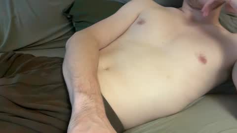 Snapshot of milkedboy964 chatting on September 27, 2:38 am milkedboy964 online show from September 27, 2:38 am