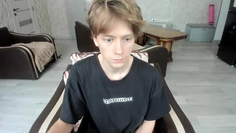 Isaac online show from February 13, 5:14 am