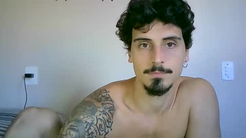 milkoffee online show from December 11, 5:37 pm