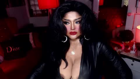 milkshakelavinia online show from January 23, 8:04 am