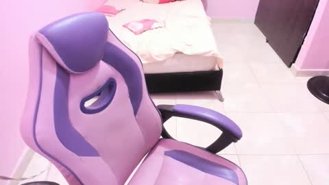 vale online show from November 9, 12:25 pm