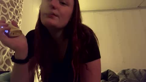 Snapshot of milky_mamaz chatting on December 31, 3:12 am Milkymama online show from December 31, 3:12 am