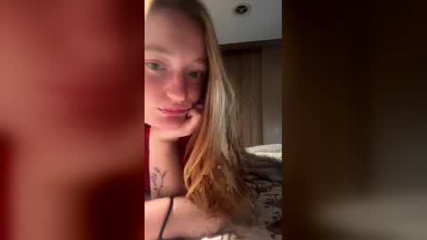 Snapshot of milky_mamaz chatting on April 29, 5:06 pm Milkymama online show from April 29, 5:06 pm
