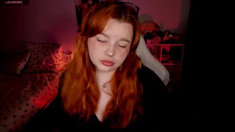 Snapshot of milky_wayx chatting on October 11, 2:59 pm Lisa online show from October 11, 2:59 pm