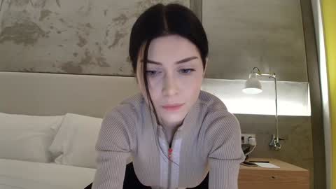 Snapshot of milla_bella chatting on February 9, 8:46 pm milla bella online show from February 9, 8:46 pm