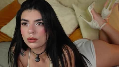 MillaBliss online show from March 25, 8:15 pm