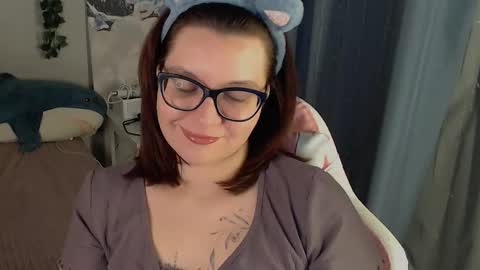 Milla online show from February 5, 2:22 pm